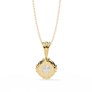 Opulent Aura Pendant